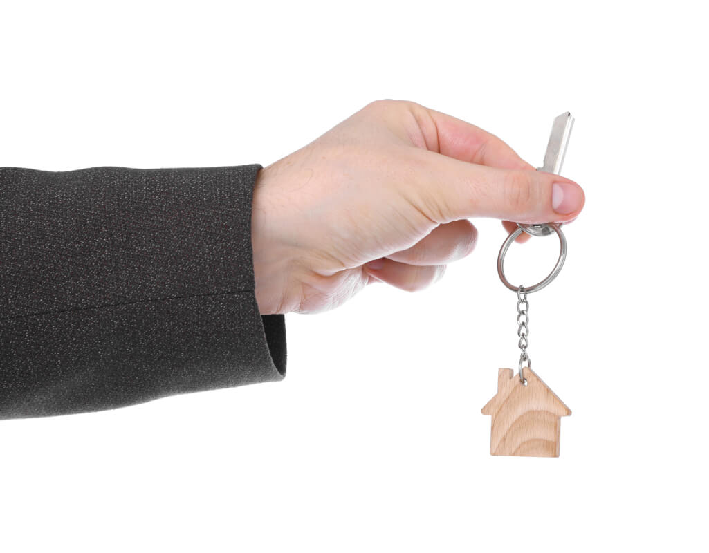 agent immobilier et clé